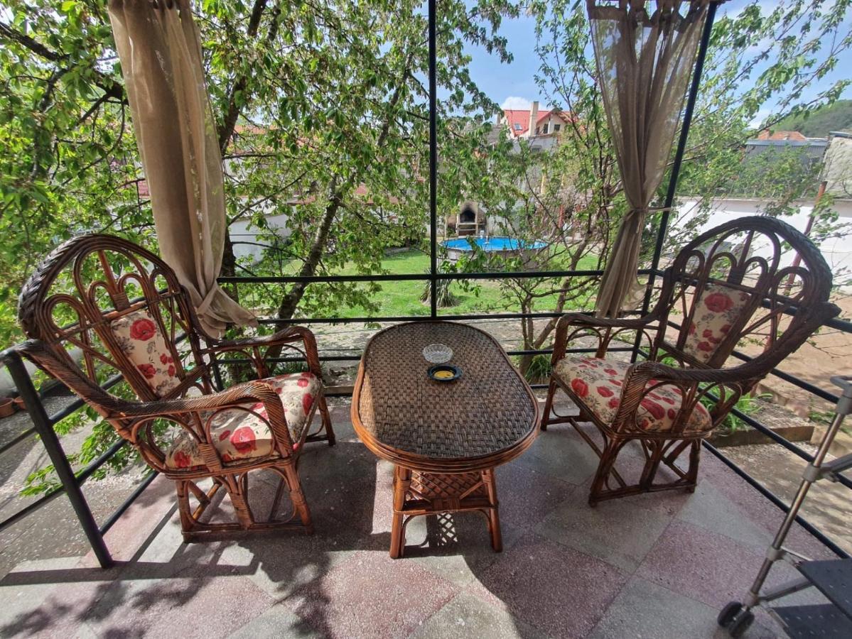Pretty Garden Villa โอร์โชวา ภายนอก รูปภาพ