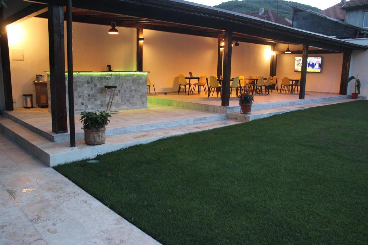 Pretty Garden Villa โอร์โชวา ภายนอก รูปภาพ