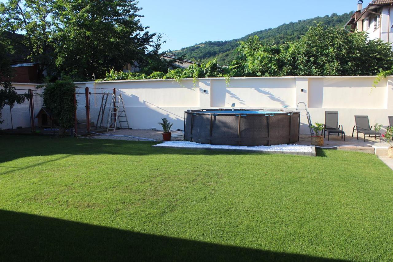 Pretty Garden Villa โอร์โชวา ภายนอก รูปภาพ