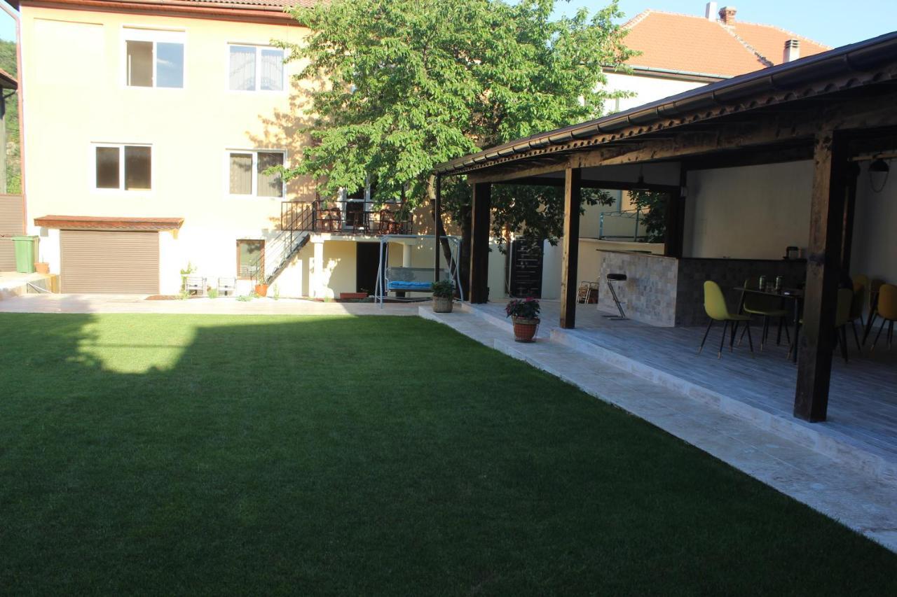 Pretty Garden Villa โอร์โชวา ภายนอก รูปภาพ