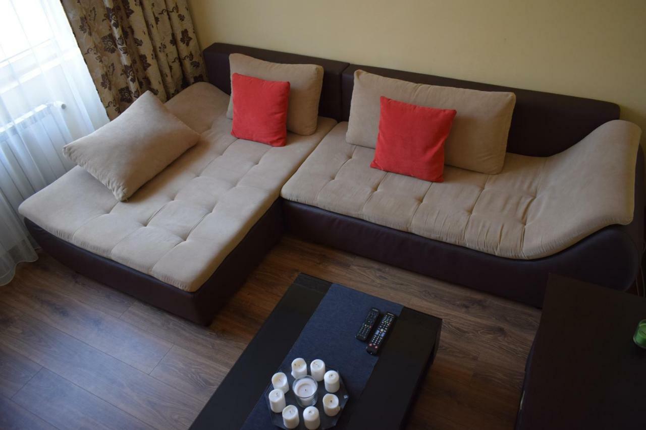 Pretty Garden Villa โอร์โชวา ภายนอก รูปภาพ